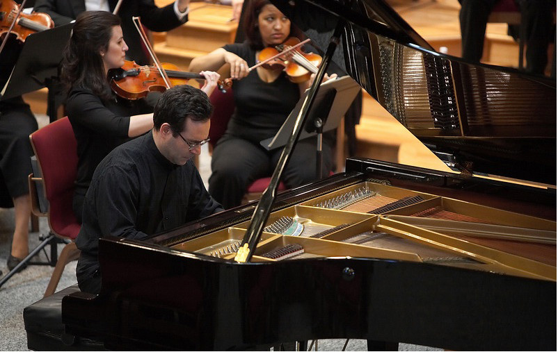 Aldo Ragone, pianista